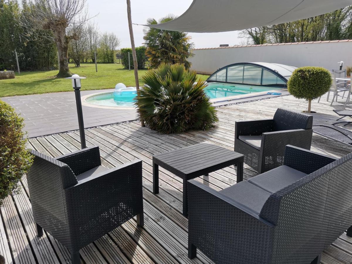 Maison De Campagne Proche Des Plages Saint-Romain-de-Benet Eksteriør billede