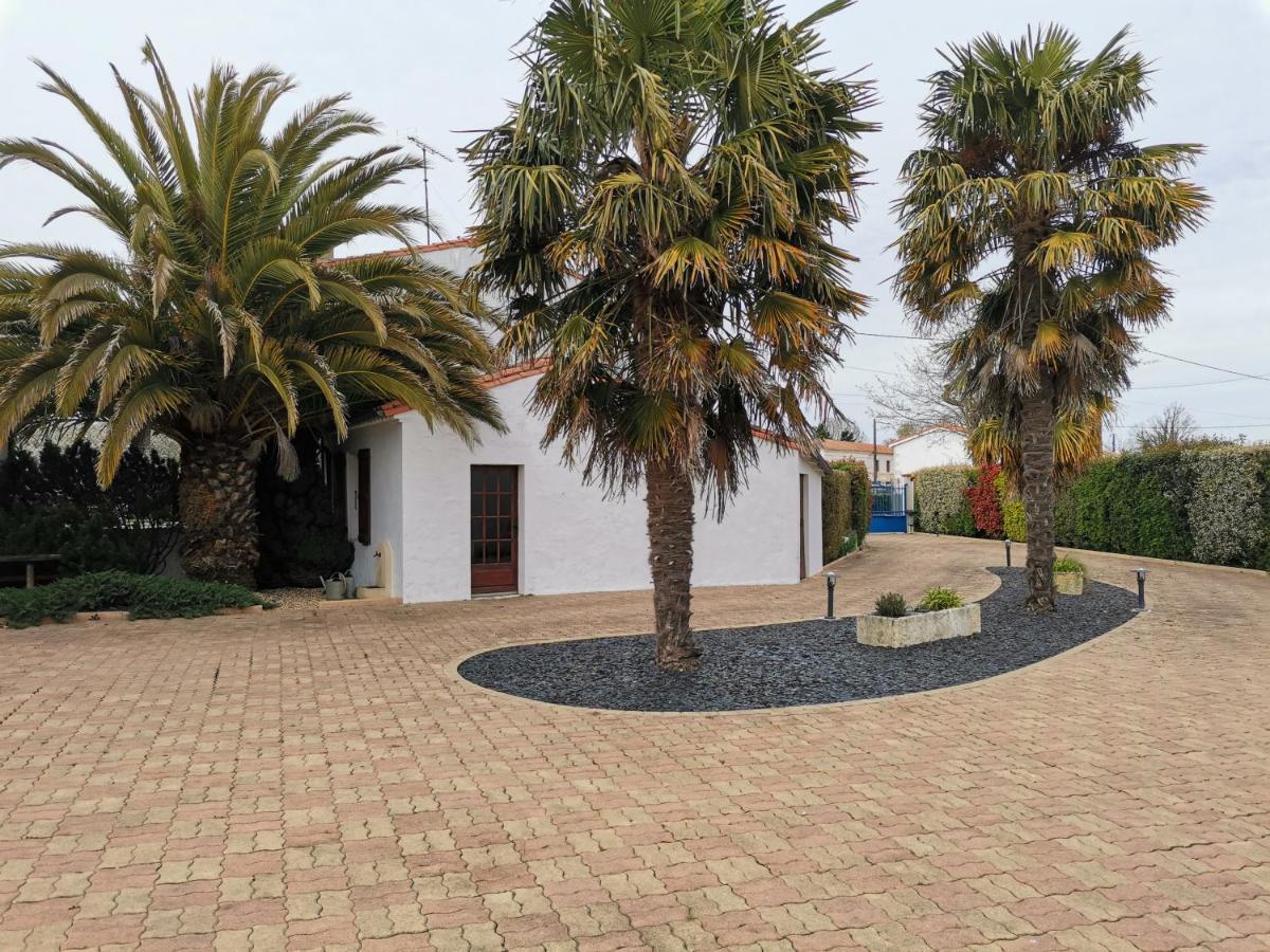Maison De Campagne Proche Des Plages Saint-Romain-de-Benet Eksteriør billede